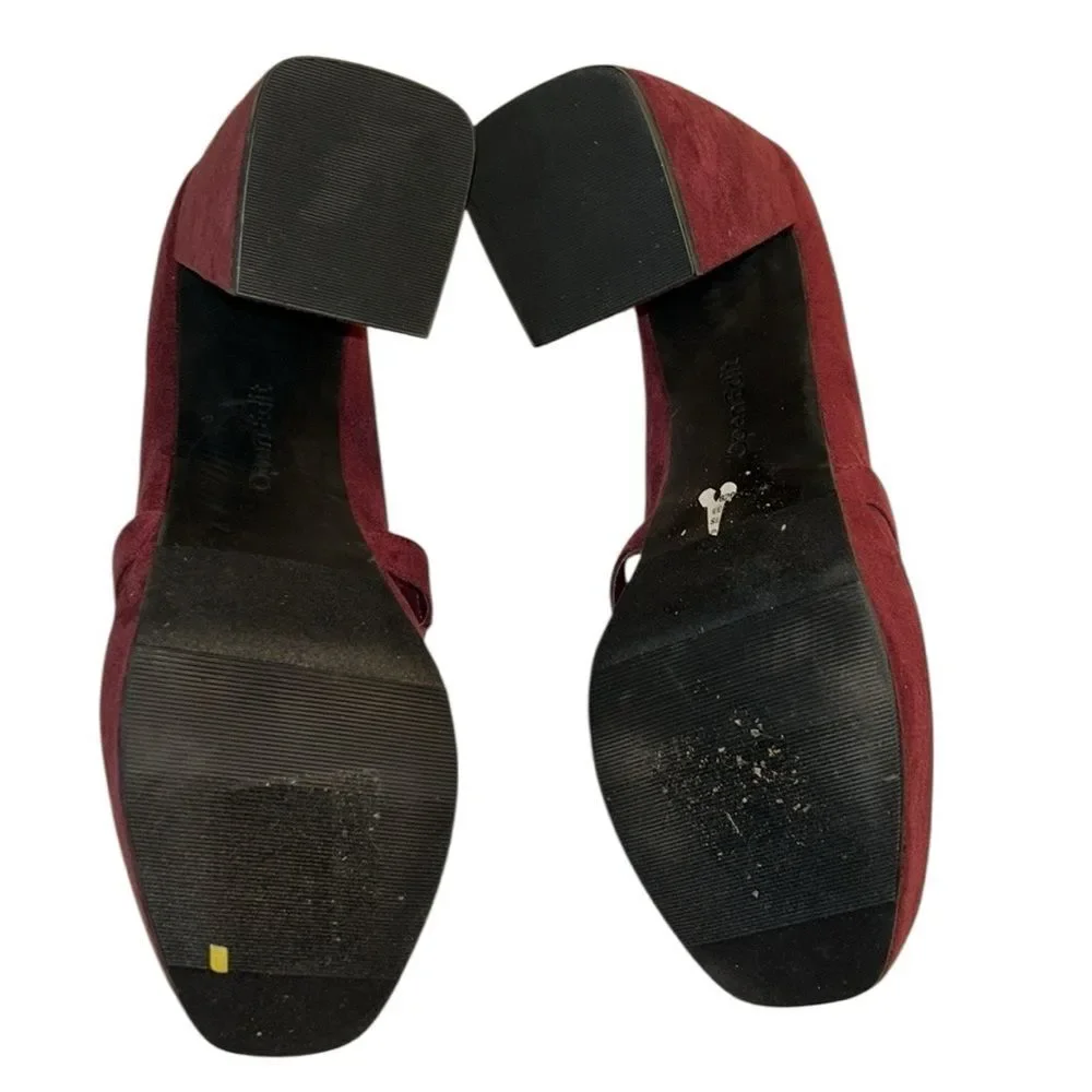 Open Edit in Red Cranberry Slip on Platform Pump Shoes(Size 9.5M)